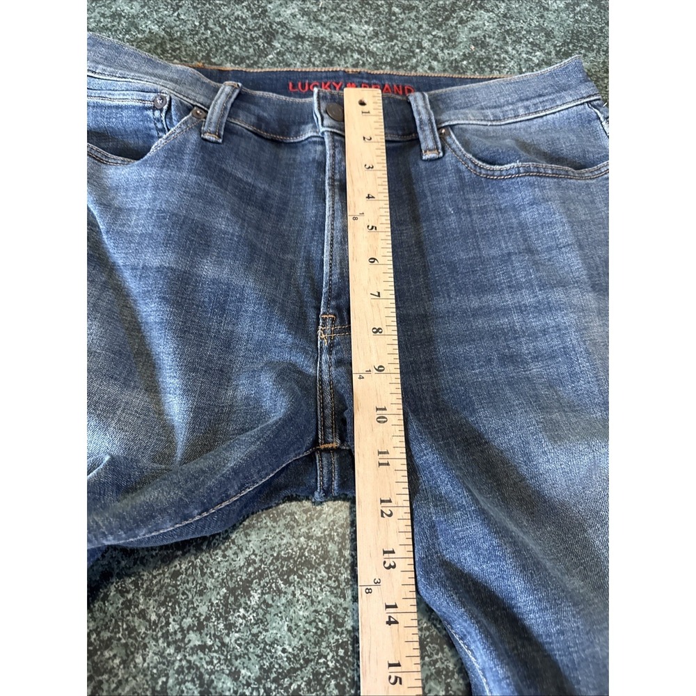 New Lucky Brand 363 Vintage Straight Jeans Mens 32x30 Blue Med Wash Denim Pants - Picture 12 of 16